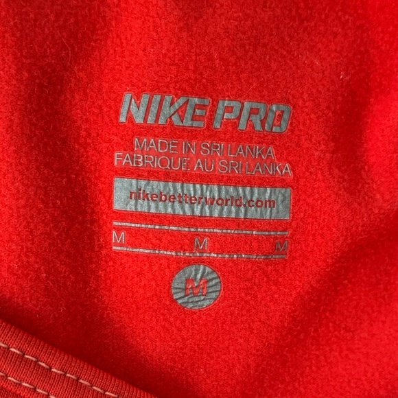 DONATED Nike Pro Dri-Fit Red Top - Picture 6 of 8
